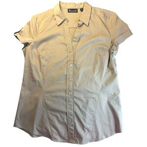 7th Avenue Women's Classic Beige short sleeve button up Blouse Size Medium